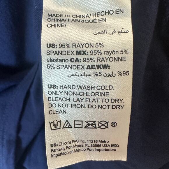 Talbots Woman’s tunic top, navy blue pearl beating on shoulders and sleeves - Picture 7 of 10